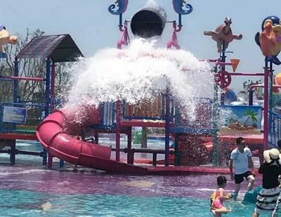 上饒縣它有著讓人避世的美麗風景,那里的山水格外秀麗