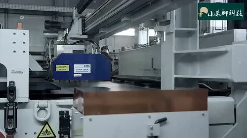 鋼卷進(jìn)去車殼出來,全程零人工,寶馬工廠實(shí)拍