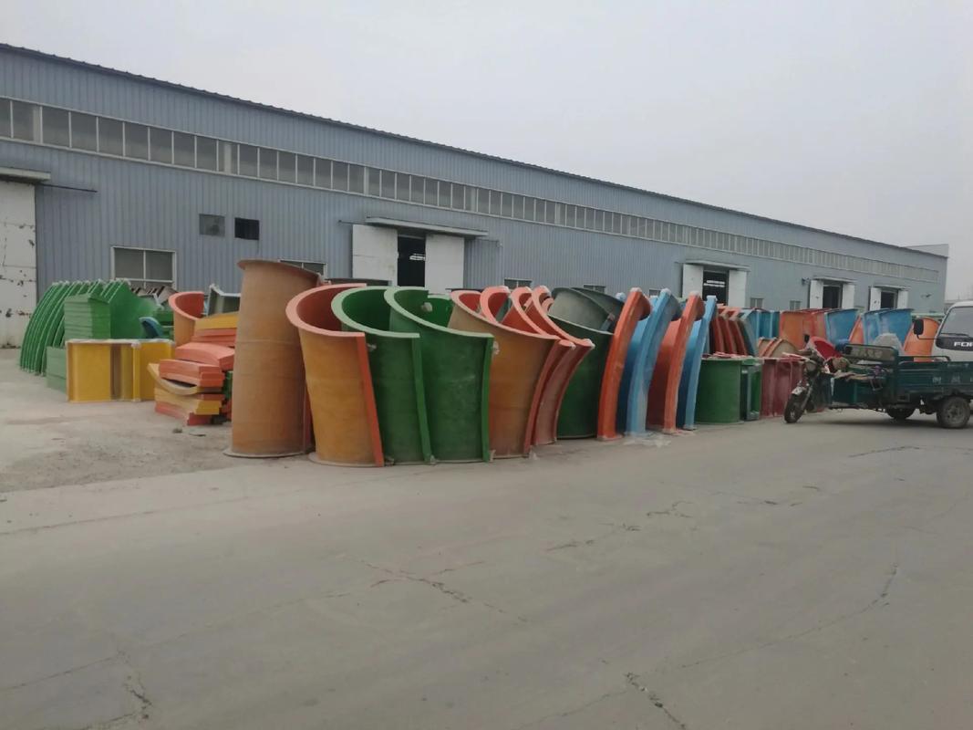 華隆環?？萍?專業打造水上樂園設備，引領行業創新